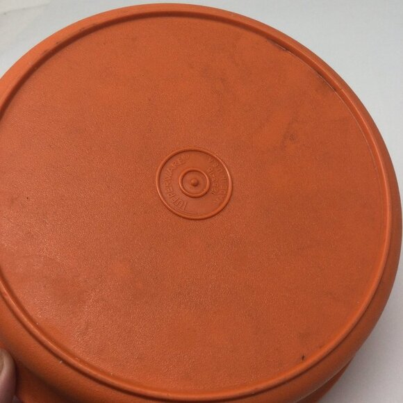 Vintage Tupperware Seal and Serve Bowl Orange - Picture 8 of 9
